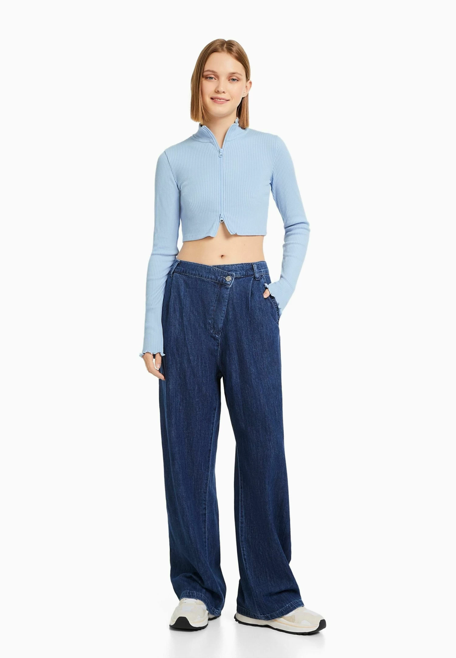 BERSHKA Vest - Light Blue 2 BERSHKA Vest - Light Blue - Afbeelding 2