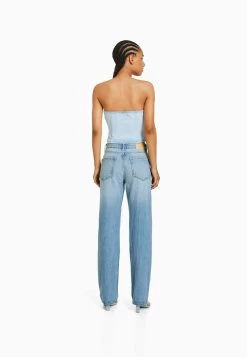 BERSHKA Straight Leg Jeans - Light Blue Denim -Bershka c8d54c7d837849a2ab439bb15a7946ae