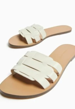 BERSHKA Strappy- Muiltjes - White -Bershka cd6e4bd6b19a4b6ba70b166c5aa1898d