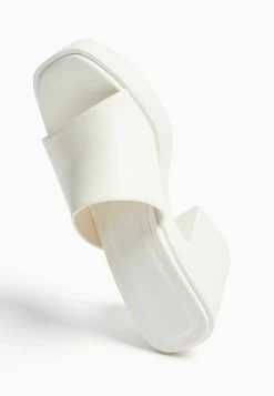 BERSHKA Muiltjes Met Hak - Off White -Bershka d83b3ddad77d4288856db1f09906a604