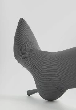 BERSHKA Fitted - Korte Laarzen - Grey 10 BERSHKA Fitted - Korte Laarzen - Grey -Bershka d908640aeaa34220a05dd08103283a2f