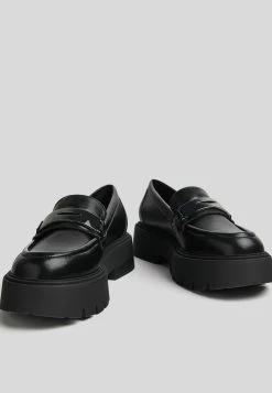 BERSHKA Instappers - Black 13 BERSHKA Instappers - Black -Bershka d949f47b4c774652b050b9388fe0099f