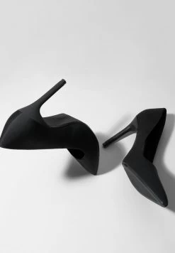 BERSHKA With A Pointed Toe - Klassieke Pumps - Black -Bershka dbb045d99d9b47b99310328ec28141ef