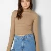 BERSHKA High Neck- Trui - Camel