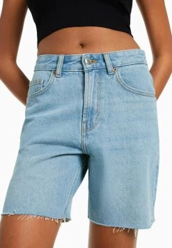 BERSHKA Vintage - Bermuda - Jeansshort - Light Blue Denim -Bershka df4b72d847264d33a172bf53c87809ce