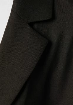 BERSHKA Flowing Blazer - Halflange Jas - Black -Bershka e33a21c6fe9b4ccda3be4bc1700ea3c3