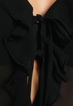 BERSHKA Ruffled Long Sleeve - Blouse - Black 9 BERSHKA Ruffled Long Sleeve - Blouse - Black -Bershka e6d7c9695ebc4b0d9fe23609e77acb9c