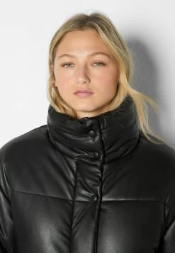 BERSHKA Long- Winterjas - Black -Bershka e929d8fef6774955be3235681f7432c7