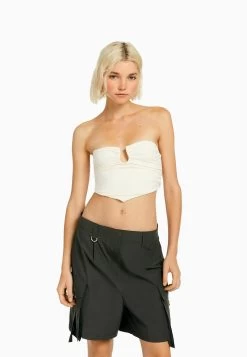 BERSHKA Pockets And Straps- Shorts - Dark Green