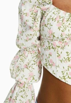 BERSHKA Cropped Long Sleeve- Blouse - Brown -Bershka ea8bfd5afffa40b0834d7b36d4b482e5