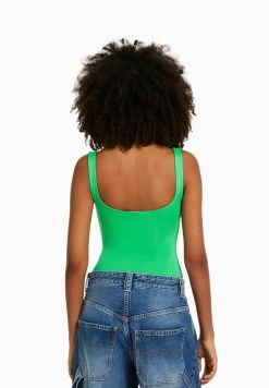 BERSHKA Monochrome Strappy- Top - Evergreen 8 BERSHKA Monochrome Strappy- Top - Evergreen -Bershka ec3f1093601c4c7b918213dd9d9d7b8e