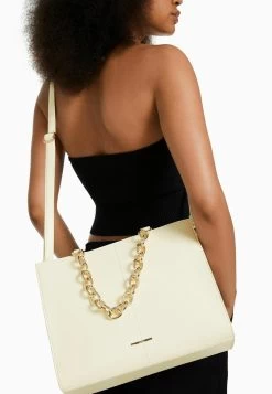 Bershka -Bershka edcba3aa1810486597a21ba69c150ea4