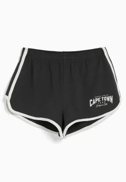 BERSHKA Contrast Plush - Shorts - Black -Bershka eeff230c827444bf8d27ed1605c408d1