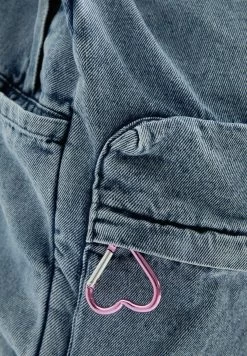 BERSHKA With Heart Charm - Rugzak - Dark Blue -Bershka f16e2e06e5f54d37a1af4f60c39fe1b2