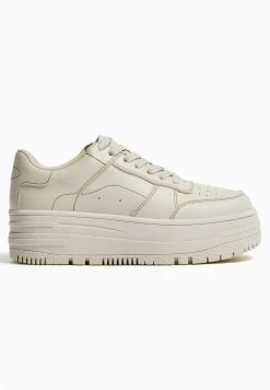 BERSHKA Monochrome - Sneakers Laag - Sand -Bershka f1782c20b27b4248809800f50f67dafb