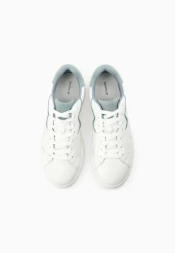BERSHKA Contrast Details - Sneakers Laag - White -Bershka f4fea6ff3783449db7bc39cf3efe94e7