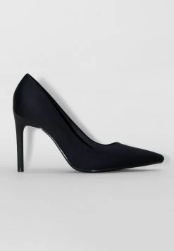 BERSHKA With A Pointed Toe - Klassieke Pumps - Black -Bershka f699628f8d644154932f5dcb6e947c76