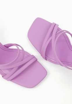BERSHKA High-Heel With Ankle Strap- Sandalen - Purple -Bershka f69c199a40014d208f6a3c68f9fd6486