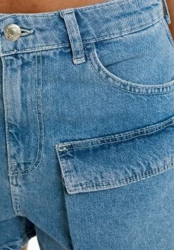 BERSHKA Jeansshort - Light Blue Denim -Bershka f836cea0476948419707ae795f2fd14b