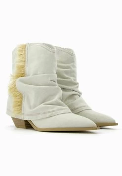 BERSHKA With Fringing - Cowboy-/Bikerlaarsjes - Beige -Bershka fb23169ad28a47aeaab1e2cdabb3cddb