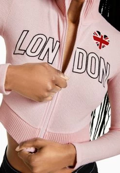 BERSHKA With Embroidery - Vest - Light Pink -Bershka fb5ba7ab092044eab8a9e53190c97759