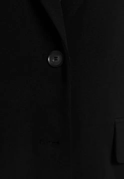 BERSHKA Tailored Cut- Halflange Jas - Black 11 BERSHKA Tailored Cut- Halflange Jas - Black -Bershka fc1e719f37b54686818c3fa56c0ddc94