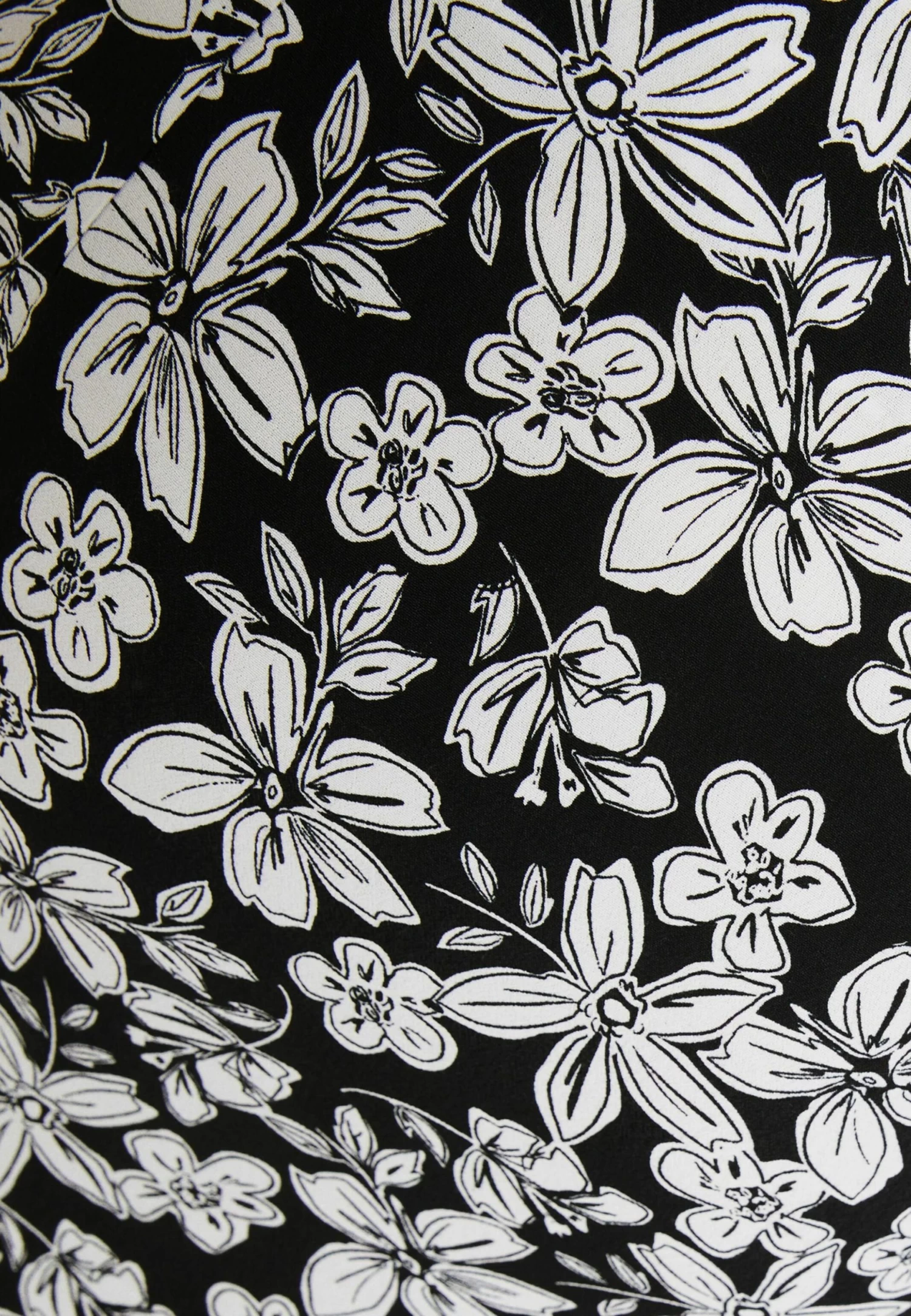 BERSHKA Floral Print - Wikkelrok - Black 6 BERSHKA Floral Print - Wikkelrok - Black - Afbeelding 6