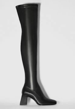 BERSHKA Overknee Laarzen - Black -Bershka fe93decfa1a3480cb899a7efe36f2633