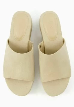 BERSHKA Muiltjes Met Hak - Beige -Bershka fed9ac0f9ace44adaad2a5b8422ef7e6